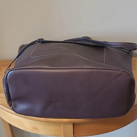 DAVID JONES PARIS Adrift Faux Leather Shoulder Bag - Picture 11 of 16